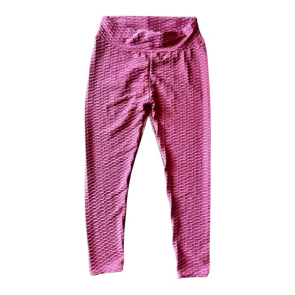 Fuchsia Tik Tok booty leggings. - Picture 1 of 2